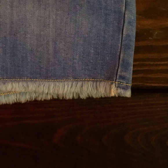 Cute Denim Skirt! - Picture 2 of 5